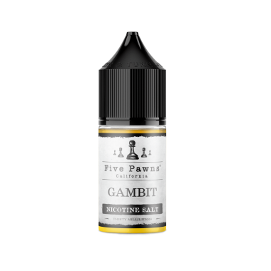 Five Pawns Gambit Salt Likit 30ml şişesi, siyah kapaklı.